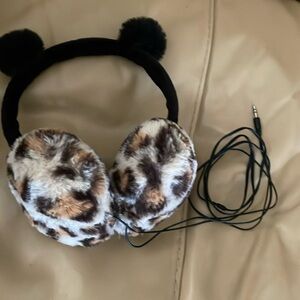 Leopard print earmuff headphones. Excellent condition.